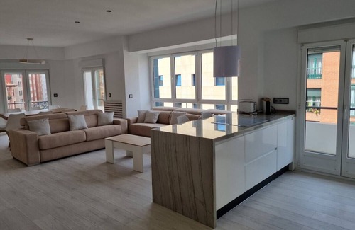 Gijon City Centre Apartment | 131A - Espectacular apartamento 8 personas