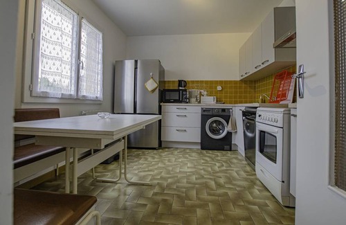 Chauffour-les-Bailly House | 135 m² Gîte ∙ 5 bedrooms ∙ 8 guests