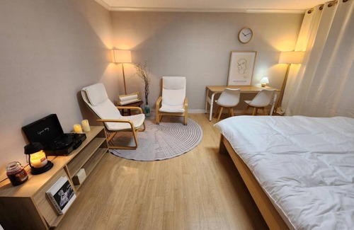 Daemyeong-dong Villa | 138 m² Villa ∙ 3 bedrooms ∙ 10 guests