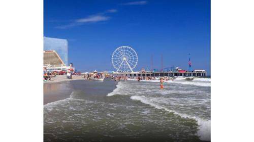 Atlantic City Apartment | 139 m² Apartment ∙ 2 bedrooms ∙ 10 guests