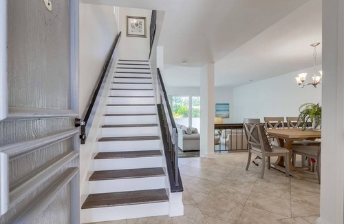 Anaheim Hills Condo | 139 m² Condo ∙ 2 bedrooms ∙ 1 guest