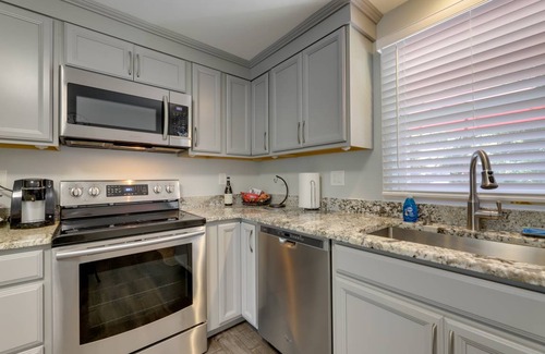 Niantic House | 139 m² House ∙ 2 bedrooms ∙ 4 guests