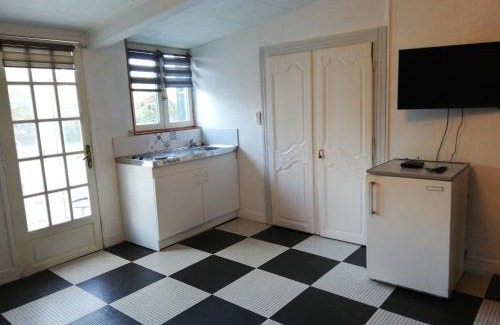 Dreux House | 14 Rue le Menestrel