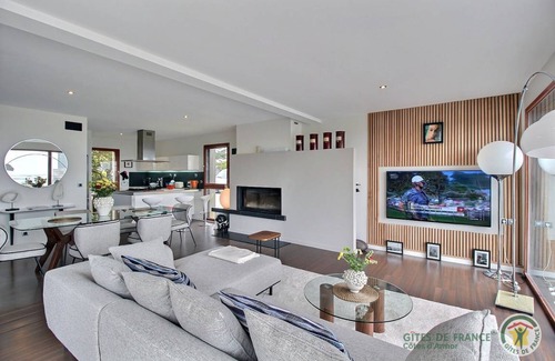 Lanmodez House | 140 m² Gîte ∙ 2 bedrooms ∙ 4 guests