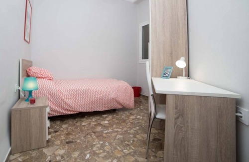 Ruzafa Resort | 140 m² Private room ∙ 1 bedroom ∙ 1 guest