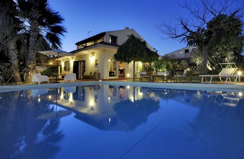 Marina di Ragusa Villa | 140 m² Villa ∙ 4 bedrooms ∙ 7 guests