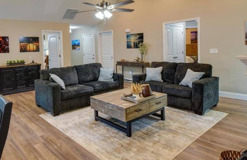 Pendleton House | 144 m² House ∙ 3 bedrooms ∙ 7 guests