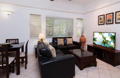 Clifton Beach Apartment | 144 m² Serviced apartment ∙ 3 bedrooms ∙ 6 guests