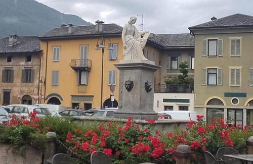 Madonna di Tirano Apartment | 147 m² Apartment ∙ 4 bedrooms ∙ 10 guests