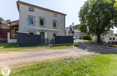 Estandeuil House | 149 m² Gîte ∙ 3 bedrooms ∙ 8 guests