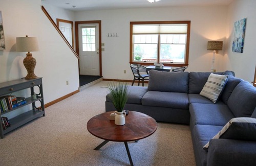 Brewster House | 149 m² House ∙ 1 bedroom ∙ 4 guests