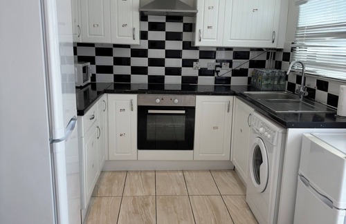 Thamesmead Apartment | 15-MinuteExquisite commute to London City with Unique OutdoorGardennnnnnnnnnnnn