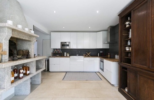 Ermenonville House | 15-person family home in a 10-hectare private estate, 1h from Paris