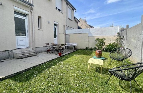Port-en-Bessin-Huppain House | 150 m² House ∙ 3 bedrooms ∙ 7 guests