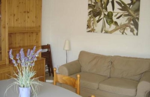 Les Baumettes Apartment | 150 m to the sea , apartment for 6 pers NICE south of France