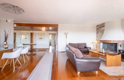 Voula Apartment | 150 m² Apartment ∙ 3 bedrooms ∙ 5 guests