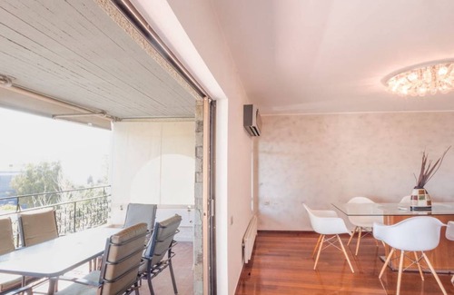 Voula Apartment | 150 m² Apartment ∙ 3 bedrooms ∙ 5 guests