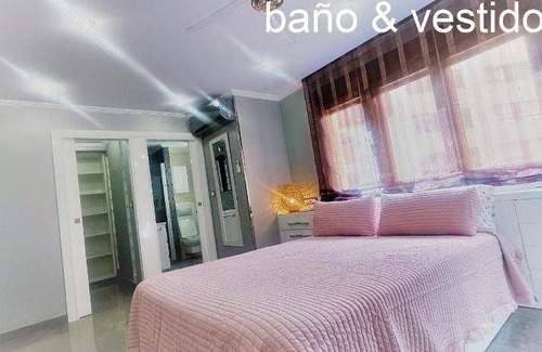 Albacete Apartment | 150 m² Apartment ∙ 4 bedrooms ∙ 10 guests