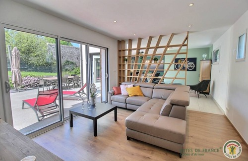 Binic House | 150 m² Gîte ∙ 4 bedrooms ∙ 8 guests