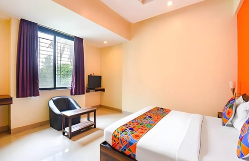 Shivajinagar Hotel | 150 m² Hotel ∙ 2 guests