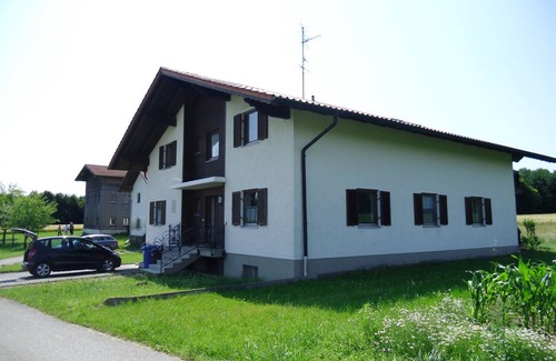 Pocking House | 150 m² House ∙ 5 bedrooms ∙ 8 guests
