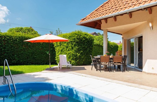 Siofok-Szabadifurdo Villa | 150 m² Villa ∙ 4 bedrooms ∙ 8 guests