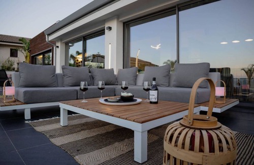 Carini Villa | 150 m² Villa ∙ 4 bedrooms ∙ 8 guests