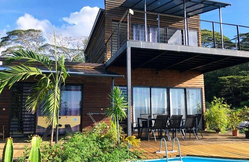 Arue Villa | 150 m² Villa ∙ 4 bedrooms ∙ 8 guests