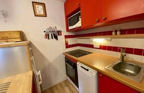 Plagne 1800 Apartment | 150m from shops, 1st floor, view ski slopes, swimming pool, balcony, tv, ski locker, 43m², La Plagne