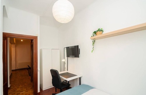 Pamplona City Centre Resort | 153 m² Private room ∙ 1 bedroom ∙ 1 guest
