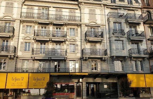 Montreux City Centre Apartment | 155 m² Serviced apartment ∙ 3 bedrooms ∙ 8 guests