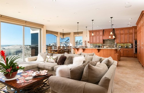 Oxnard Shores House | 1551 Mandalay Beach Road