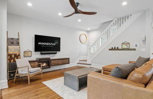 Uptown House | 156 m² House ∙ 2 bedrooms ∙ 7 guests