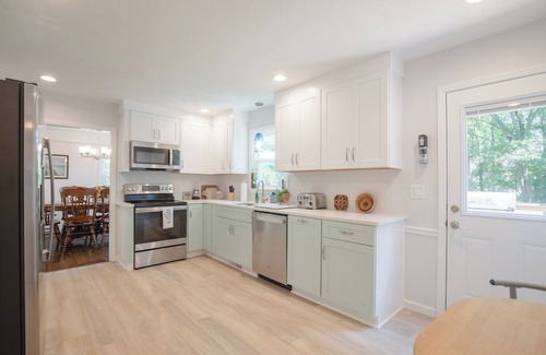 Powdersville House | 15min to Dwntwn Greenville/35min to Clemson-"The Artist Haven"