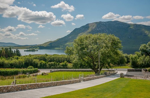 Cornamona House | 160 m² House ∙ 4 bedrooms ∙ 8 guests