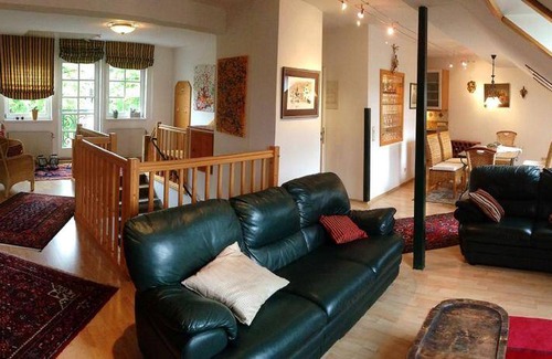 Bad Voeslau Apartment | 160 m² Apartment ∙ 4 bedrooms ∙ 6 guests