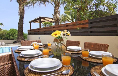Kapparis Cottage | 160 m² Cottage ∙ 4 bedrooms ∙ 8 guests