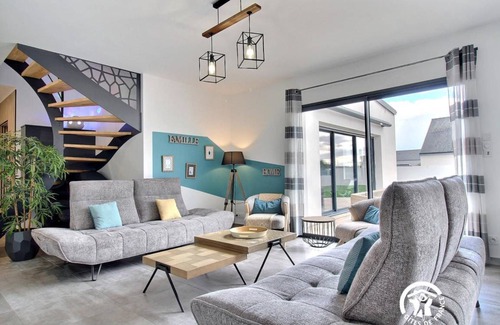 Plouhinec House | 160 m² Gîte ∙ 4 bedrooms ∙ 10 guests