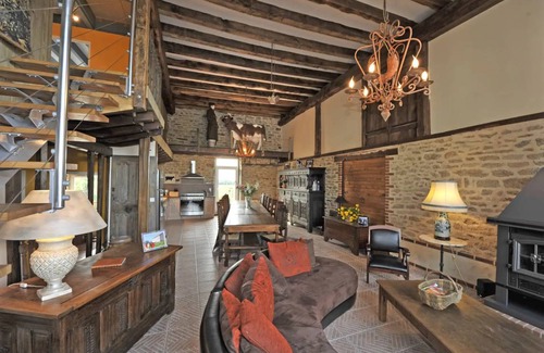 Jouillat House | 160 m² House ∙ 3 bedrooms ∙ 9 guests