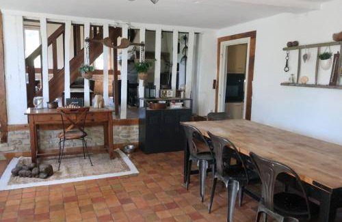Cambremer House | 160 m² House ∙ 4 bedrooms ∙ 10 guests