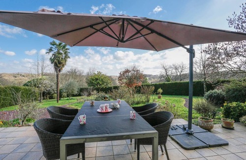 Lehon House | 160 m² House ∙ 4 bedrooms ∙ 6 guests