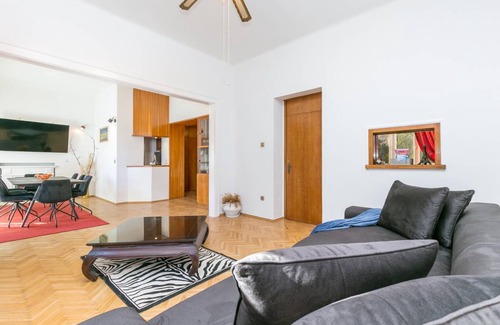 Bacvice House | 160 m² House ∙ 5 bedrooms ∙ 10 guests