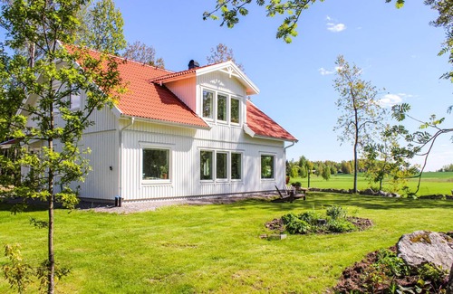 Orebro County House | 160 m² House ∙ 3 bedrooms ∙ 4 guests