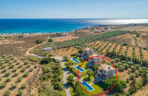 Fragkokastello Villa | 160 m² Villa ∙ 2 bedrooms ∙ 5 guests