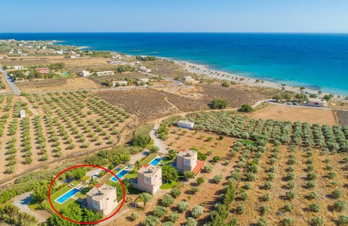 Fragkokastello Villa | 160 m² Villa ∙ 2 bedrooms ∙ 5 guests