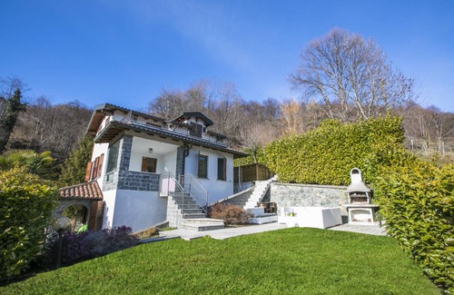 Germasino Villa | 160 m² Villa ∙ 3 bedrooms ∙ 8 guests