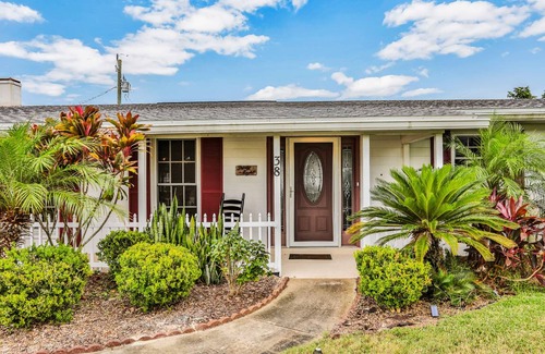 Surfside Estates House | 163 m² House ∙ 4 bedrooms ∙ 8 guests
