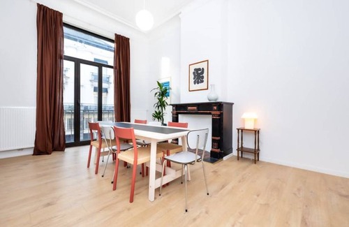 Chatelain Apartment | 165 m² Apartment ∙ 5 bedrooms ∙ 5 guests