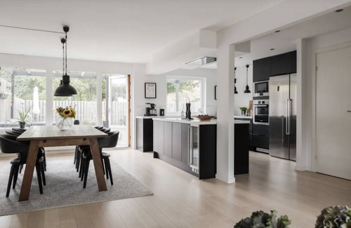 Staffanstorp Municipality Apartment | 165 m² Apartment ∙ 5 bedrooms ∙ 2 guests