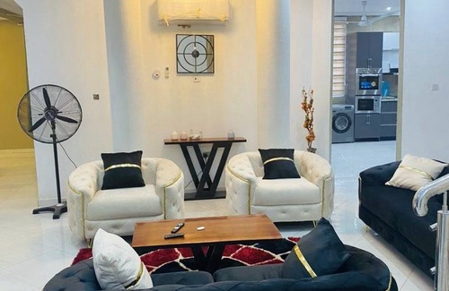 Kumasi Villa | 165 m² Villa ∙ 5 bedrooms ∙ 10 guests